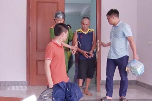 Bắt quả tang đối tượng tàng trữ ma túy tại nhà riêng