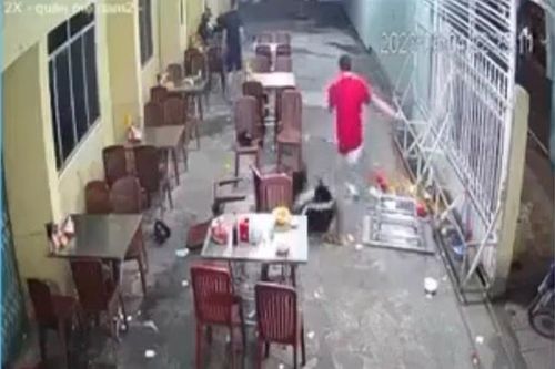 Thông tin mới về vụ người phụ nữ bị đánh dã man trong quán ăn ở Cà Mau