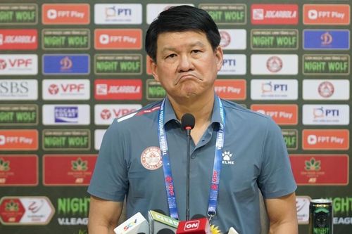 Đội bóng HLV Vũ Tiến Thành bổ sung ngoại binh cũ để 'cứu vớt' mùa giải thất bát