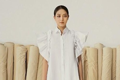 Hoa hậu Thanh Thủy xinh đẹp với trang phục của NTK Công Trí