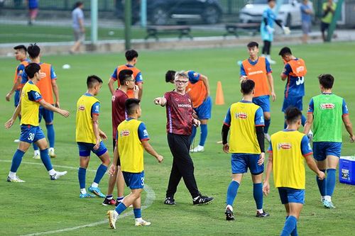 Vì sao tuyển Việt Nam không dự vòng loại 1 World Cup 2026?