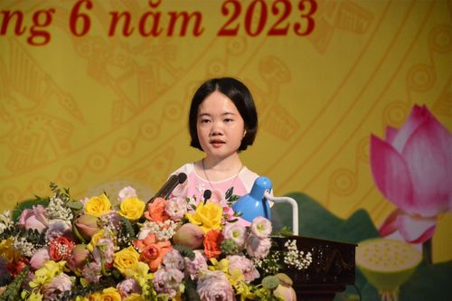 Tuyển dụng đặc cách cô giáo không tay ở Thanh Hóa