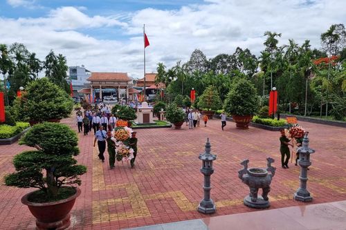 Kỷ niệm 111 năm ngày sinh Chủ tịch Hội đồng Bộ trưởng Phạm Hùng