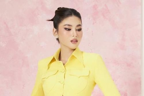 Á hậu Ngọc Thảo thanh lịch, ngọt ngào giới thiệu bộ sưu tập thời trang công sở mới
