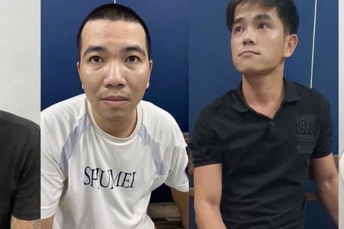 Dán ma túy quanh nhà, ngoài hẻm để bán cho con nghiện