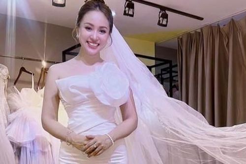 Showbiz 9/6: Thanh Vân Hugo cưới
