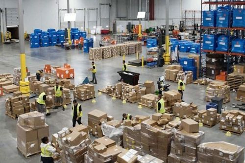 Robot tự hành hỗ trợ xu hướng dỡ hàng trực tiếp