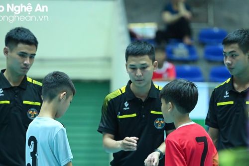Highlight Nhi đồng Con Cuông - Nhi đồng Thái Hòa : 1-3