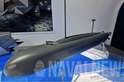 Công ty Hanwha Ocean Hàn Quốc ra mắt tàu ngầm chiến đấu không người lái XLUUV
