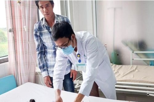 Cứu sống bé gái 51 tháng tuổi bị lồng ruột nguy kịch