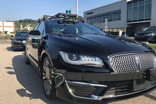 Anh có thể bỏ lỡ cơ hội dẫn đầu trong lĩnh vực xe tự lái trị giá 53 tỷ USD