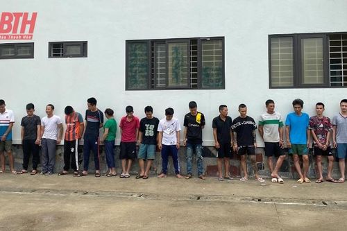 Bắt 25 đối tượng mua bán, tàng trữ và tổ chức sử dụng trái phép ma túy