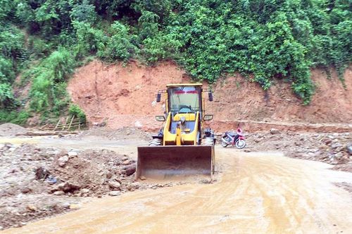 Sạt lở một số tuyến giao thông trên địa bàn huyện Tuần Giáo