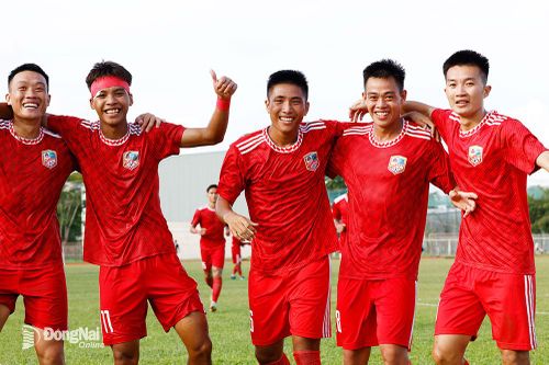 Vòng 4 giải hạng Nhì quốc gia 2023: Thắng chủ nhà Vĩnh Long, Đồng Nai vững ngôi đầu bảng B