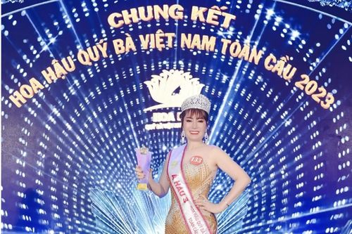 Doanh nhân Lê Thị Hà đăng quang ngôi vị Á hậu 3 Hoa hậu Quý bà Việt Nam Toàn cầu 2023