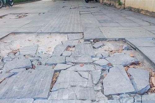 Hà Nội: Kiến nghị xử lý trách nhiệm sai phạm lát đá vỉa hè