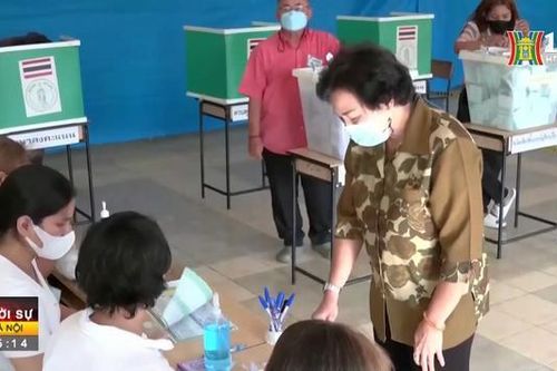 Thái Lan sẽ kiểm lại phiếu bầu ở 16 tỉnh