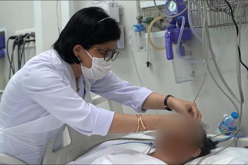 Từ vụ cả nhà ngộ độc vì ăn nấm, bác sĩ khuyến cáo nấm có dấu hiệu này tuyệt đối không nên ăn