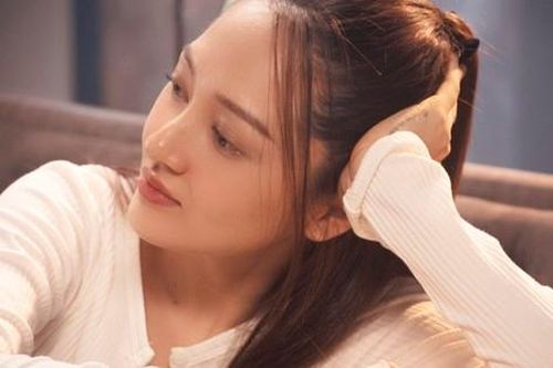 Bảo Anh hỏi thẳng: 'Nếu tôi sinh em bé, liệu mọi người sẽ yêu tôi hơn không?'