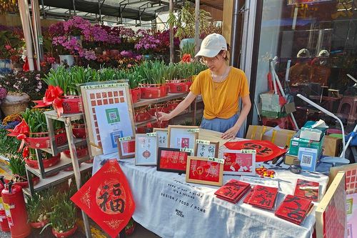 Khó kiếm việc, cử nhân, thạc sĩ Trung Quốc 'bán rong' kiến thức