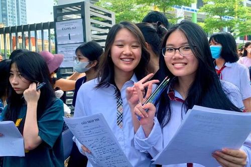 Gợi ý đáp án môn Ngữ văn thi vào lớp 10 THPT tại Hà Nội năm học 2023-2024