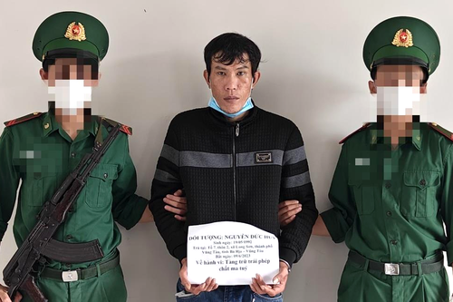 Bắt giữ các đối tượng mua bán, tàng trữ chất ma túy