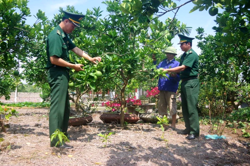Học Bác làm 'dân vận khéo' ở địa bàn tuyến biển