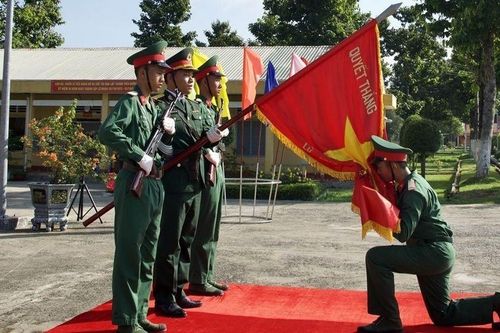 Tuyên thệ chiến sĩ mới năm 2023: Khoảnh khắc thiêng liêng với những người lính trẻ