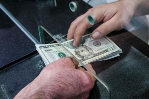 'Bữa tiệc' của đồng USD vẫn chưa kết thúc