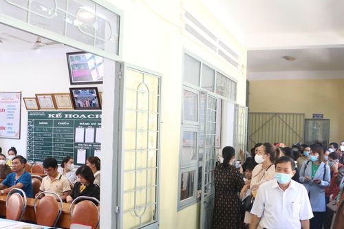 Vụ học sinh tiểu học bị đánh rớt môn Âm nhạc: Cô giáo tự ý sửa kết quả của 75 em