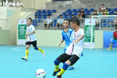 Nhi đồng Hoàng Mai hòa hú vía Nhi đồng Tương Dương
