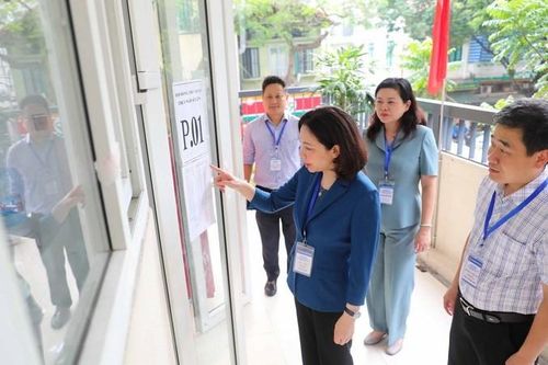 Kỳ thi lớp 10 tại Hà Nội: Lãnh đạo thành phố động viên các thí sinh