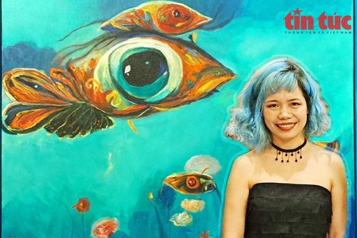 Triển lãm tranh của nghệ sĩ Lê Thư Hương: 'Dưới nước' vẫn nhìn thấy nước mắt