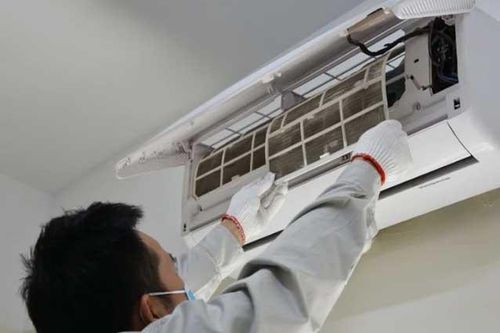 Điều hòa chỉ có gió mà không mát cứ làm thế này là 'lạnh teo', không cần gọi thợ tốn tiền