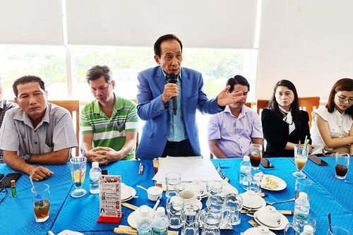 Chia sẻ kỹ năng quản trị tài chính tại 'Cà phê doanh nghiệp'