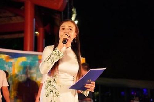 Khai mạc chương trình 'Sông Hương – Một dòng thơ'