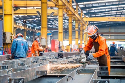 Chỉ số sản xuất công nghiệp TP HCM 6 tháng ước tăng 3,2%