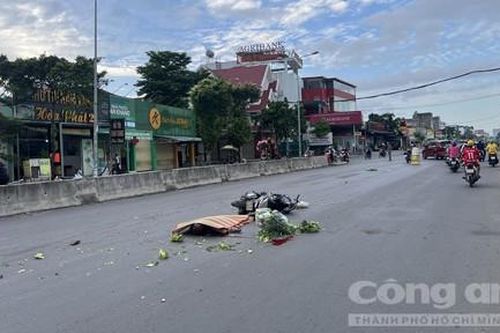TPHCM: Người đàn ông nằm chết giữa đường, hiện trường có vết thắng xe ô tô