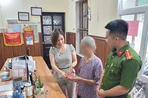 Cụ bà 81 tuổi rụng rời khi nghe tin báo 'liên quan đường dây rửa tiền, buôn ma túy'