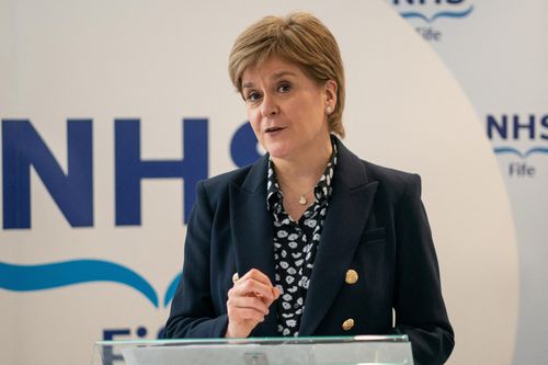Bà Nicola Sturgeon bị bắt
