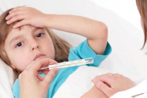 Phòng ngừa bệnh dễ mắc cho trẻ vào mùa hè