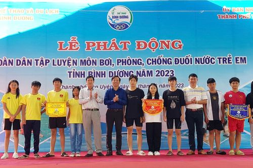 Bình Dương: Phát động toàn dân tập luyện môn bơi, phòng, chống đuối nước trẻ em