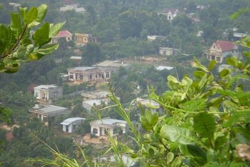 Truy bắt nhóm đối tượng dùng súng tấn công trụ sở Công an xã tại Đắk Lắk