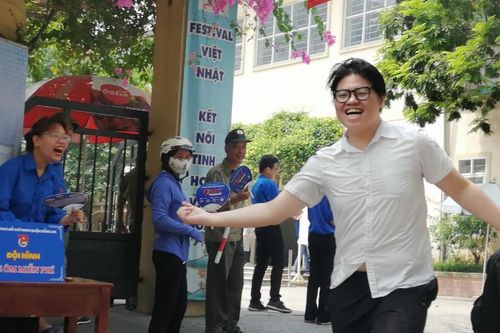 Đề Toán thi vào lớp 10 Hà Nội tăng nhẹ về độ khó