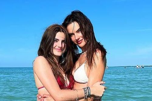 Nhan sắc con gái 15 tuổi của siêu mẫu Alessandra Ambrosio
