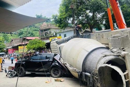 Thêm 1 nạn nhân tử vong trong vụ tai nạn liên hoàn trên quốc lộ 4D