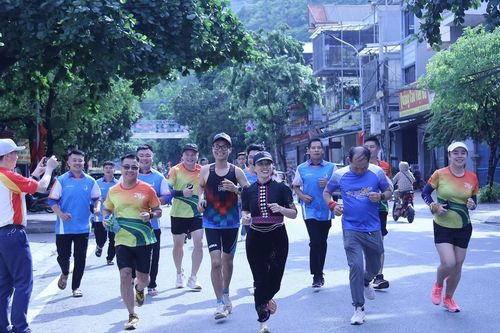 Hành trình 'Những bước chân vì cộng đồng'