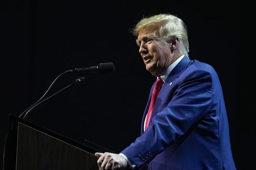 Ông Donald Trump bị truy tố 37 tội danh