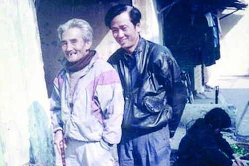 Nhớ một ngã ba đường phố