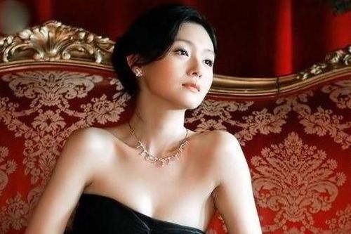 Hàng triệu người theo dõi Từ Hy Viên vì 9 tháng không xuất hiện